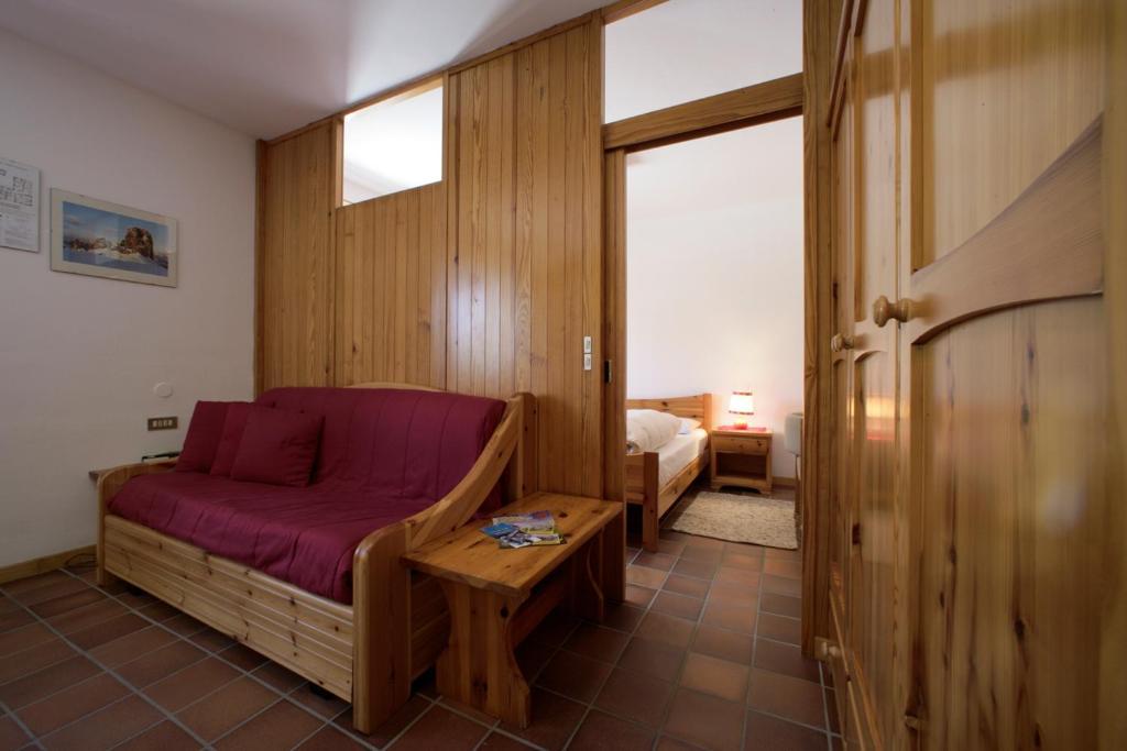 Apartments Gonzaga Canazei Ruang foto