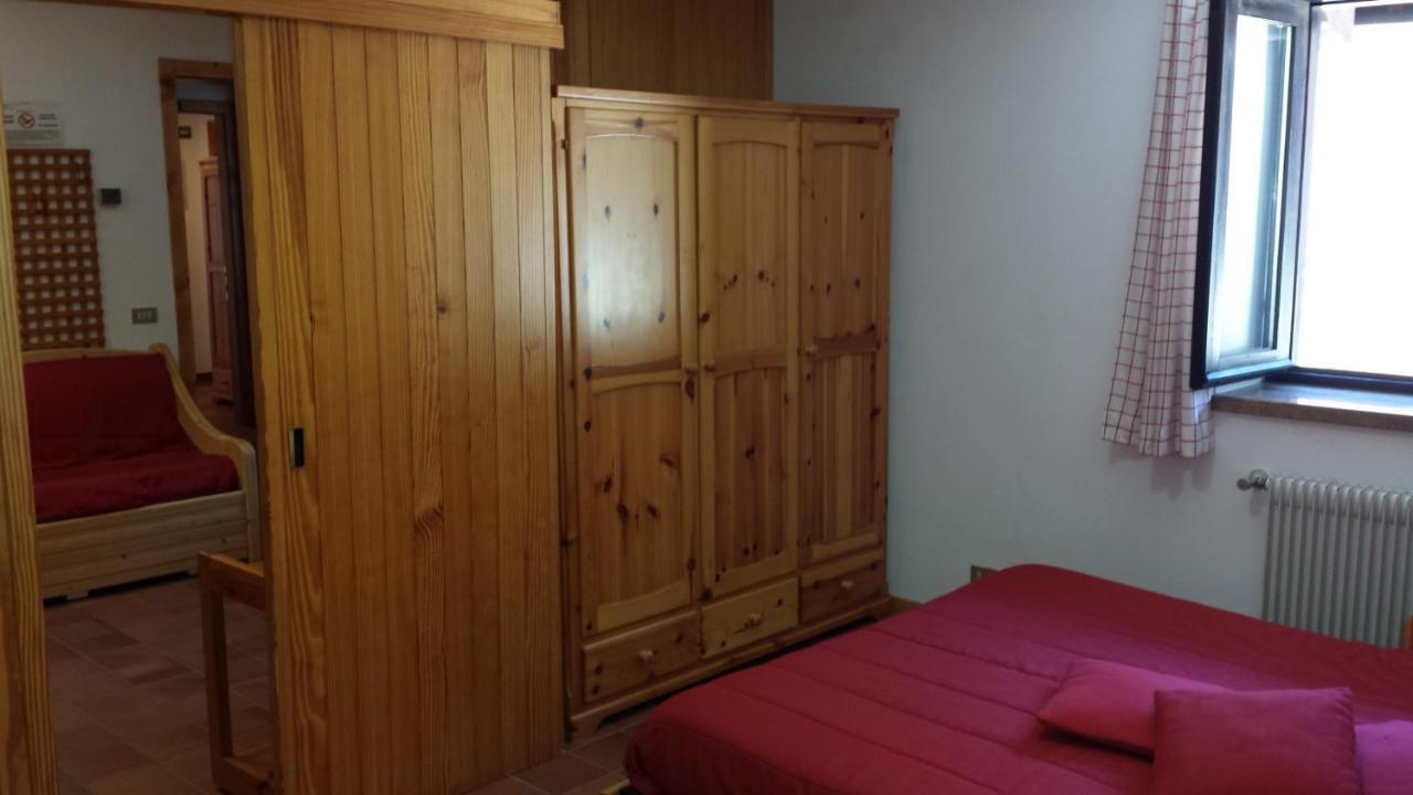 Apartments Gonzaga Canazei Ruang foto